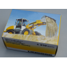 Liebherr L510 stereo - NZG miniatuur graafmachine 1:50