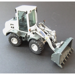 Liebherr L510 stereo - NZG miniatuur graafmachine 1:50