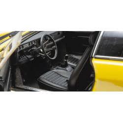 Lamborghini Urraco P250 1973 geel - Kyosho modelauto 1:18