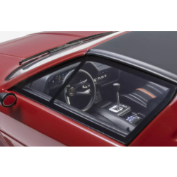 Lamborghini Silhouette Coupé 1976 rood - Kyosho resin modelauto 1:18